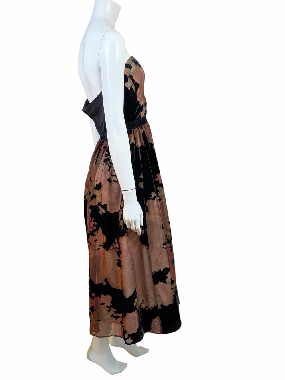 ERIN by Erin Fetherston Strapless Black and Rose-Mauve Floral Velvet Midi Dress - Picture 8 of 14